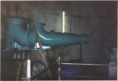 Pumping station valve chamber